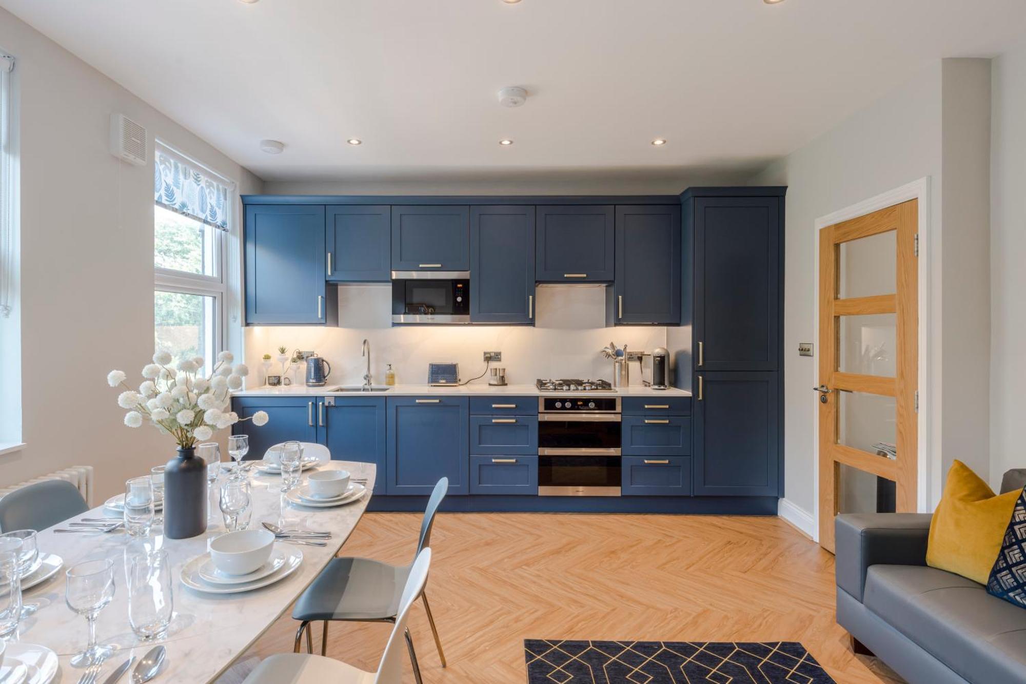 Stunning 3 Bed Duplex Apartment In The Heart Of West Hampstead 런던 외부 사진